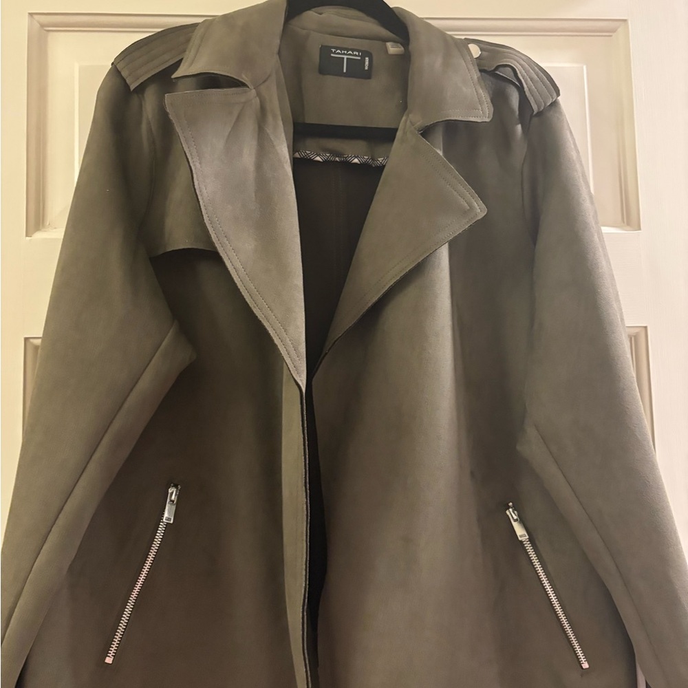 Tahari Olive faux Suede Bomber style Coat with Zipper Pockets